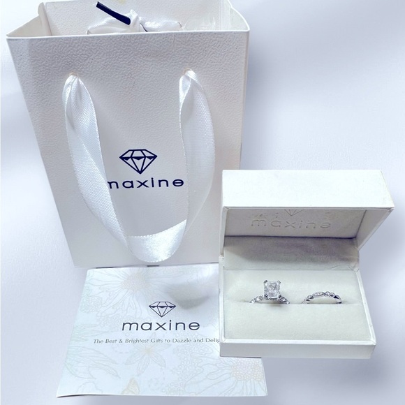 Silver Jewelry Set/Wedding set Absolutely Beautiful 🤩 - Picture 1 of 8